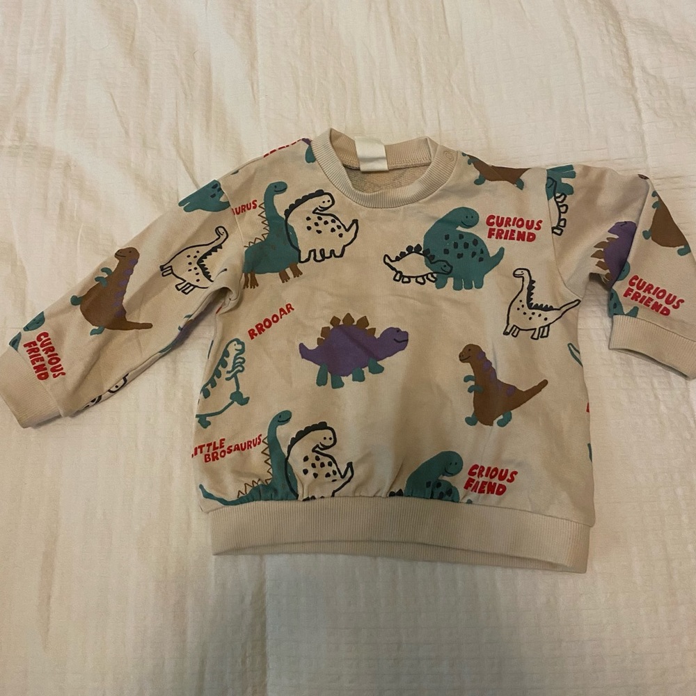 H&M baby boy sweatshirt